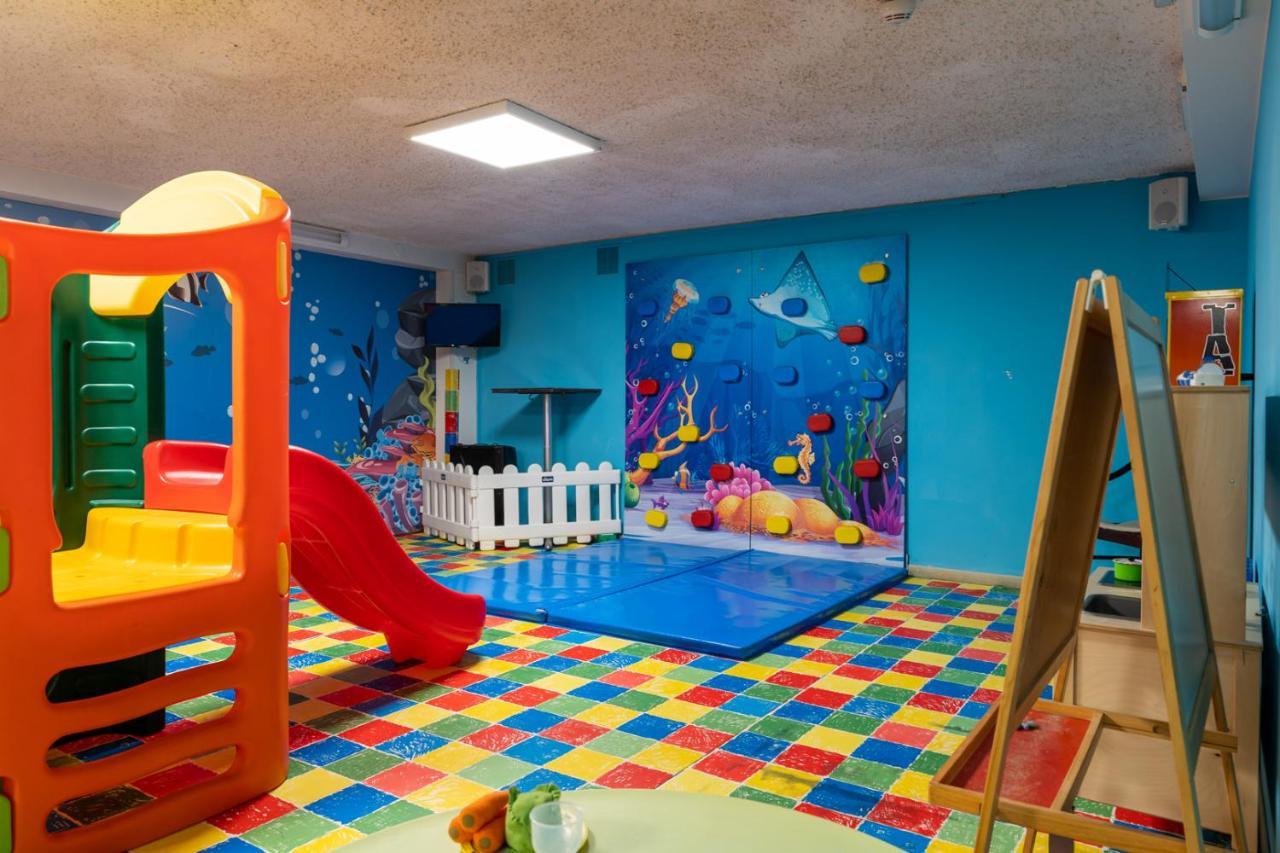 Hotel Gambrinus - Valentini Family Village Беллария-Иджеа-Марина Экстерьер фото