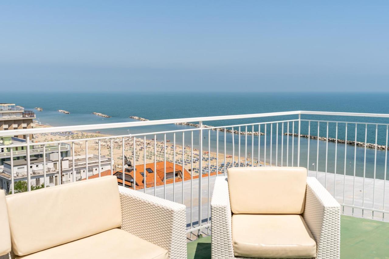 Hotel Gambrinus - Valentini Family Village Беллария-Иджеа-Марина Экстерьер фото